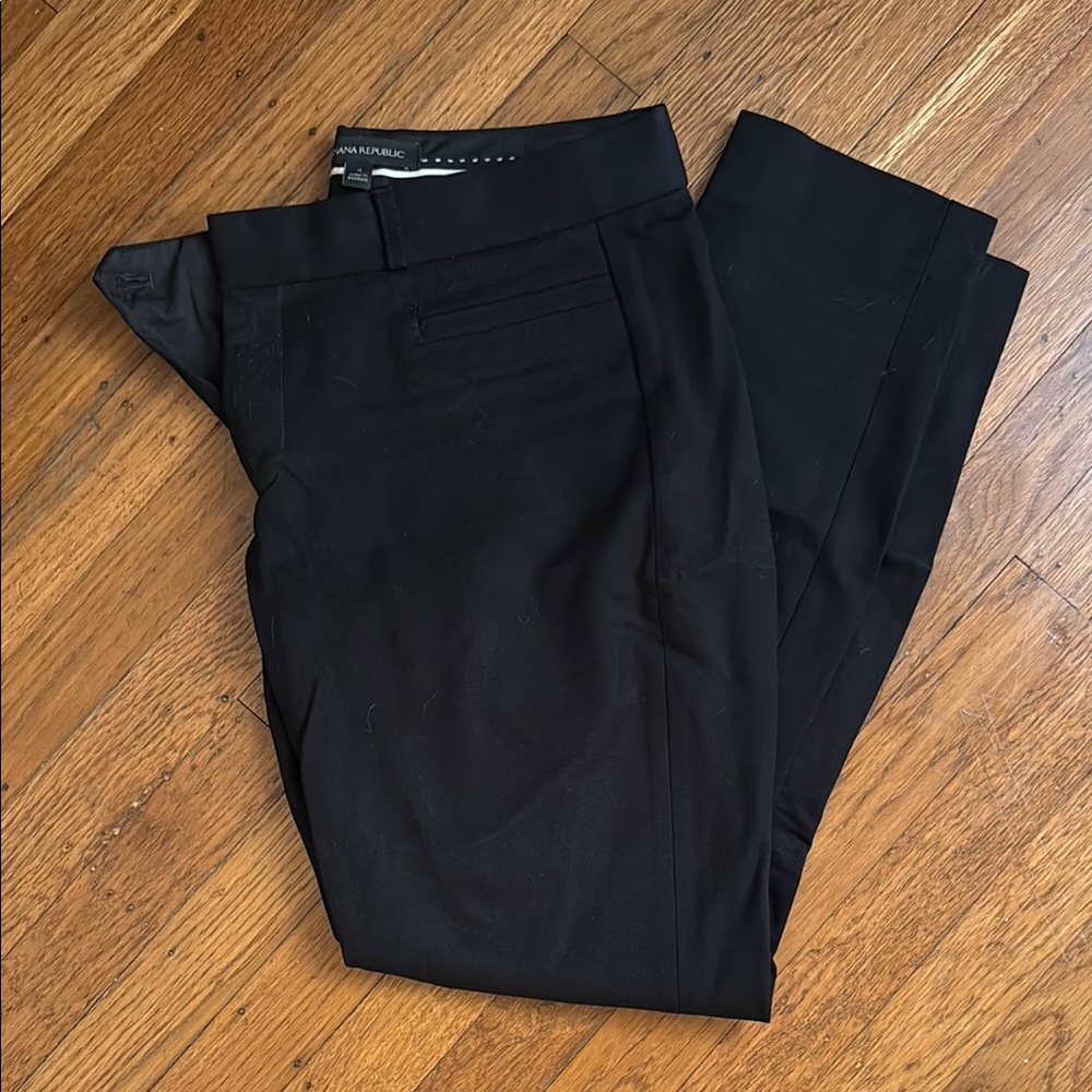 Banana Republic Black Ankle Crop Pants (Sloan cut, size 4)